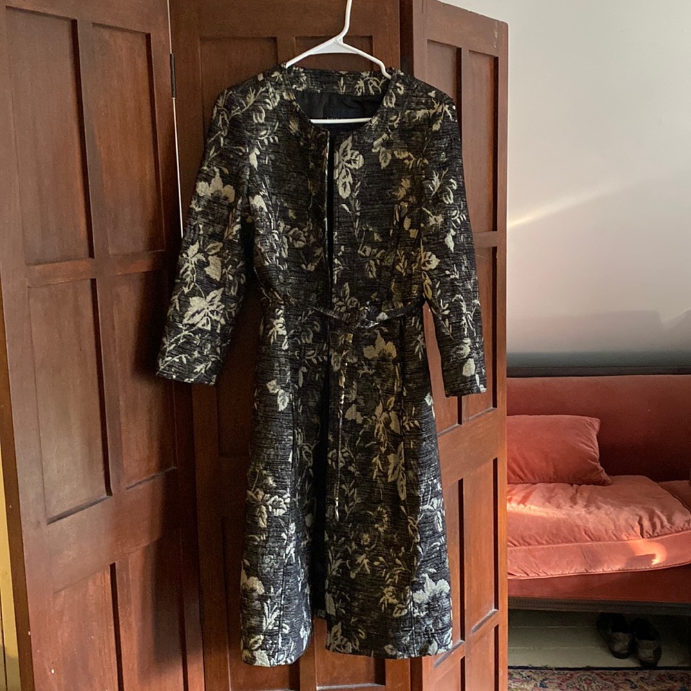 Banana Republic tapestry woven trench coat. Beautiful!